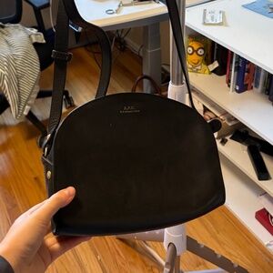 APC Demi lune well worn